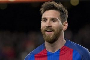 Messi, Avrupa'nın "500'ler kul&uuml;b&uuml;"ne girdi
