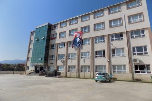 FET&Ouml; soruşturması okulun adını değiştirtti