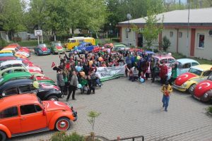 Bursa'da Bizim Ev katılımcılarından renkli Vosvos turu