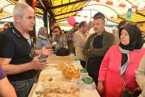 Yerel tohumlar Bursa Nil&uuml;fer'de el değiştirecek