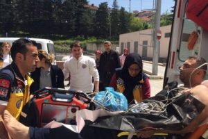 20 kişi iş yerini bastı! &Ouml;l&uuml; ve yaralılar var