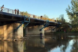 Sakarya Nehri'ne atlayan gen&ccedil; kızı AFAT kurtardı