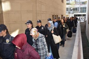 Bursa merkezli FET&Ouml;/PDY operasyonunda 21 tutuklama