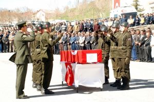 Ağrılı şehit i&ccedil;in Bitlis'te t&ouml;ren d&uuml;zenlendi
