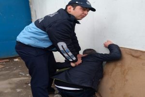 Tacizciyi zabıta yakaladı