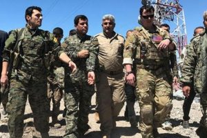 H&uuml;k&uuml;metten ABD'li komutanın ziyaretine sert tepki!