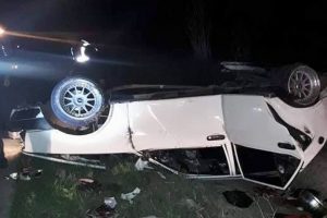 Lastiği patlayan otomobil takla attı: 7 yaralı