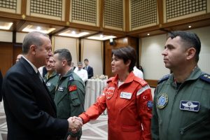 Cumhurbaşkanı Erdoğan pilotları kabul etti