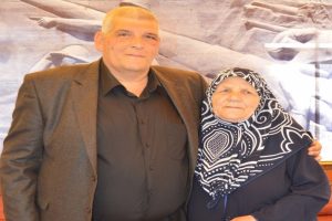 Anne oğuldan Mehmet&ccedil;ik Vakfına 3 daire