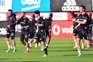 Beşiktaş'ta Medipol Başakşehir ma&ccedil;ı hazırlıkları başladı