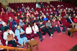 Bursa'da Evlilik ve Aile Okulu eğitimi sertifikaları verildi