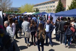 ESOG&Uuml; M&uuml;hendislik-Mimarlık Fak&uuml;ltesi Kariyer G&uuml;n&uuml; ger&ccedil;ekleşti