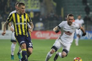 Fenerbah&ccedil;e ile Rizespor 39. randevuda