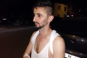 Bursa'da otob&uuml;s şof&ouml;r&uuml; tartıştığı genci &ccedil;eki&ccedil;le d&ouml;vd&uuml;