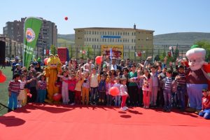 Bursa Gemlik'te 23 Nisan coşkusu bitmedi