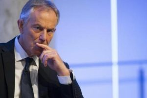 Eski başbakan Blair siyasete d&ouml;n&uuml;yor!