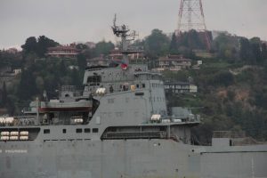 Rus savaş gemisinde dikkat &ccedil;eken ayrıntı