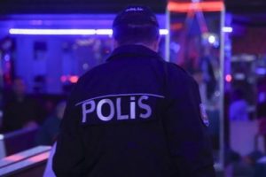 Mahallede &ccedil;ıkan kavga karakolda devam etti