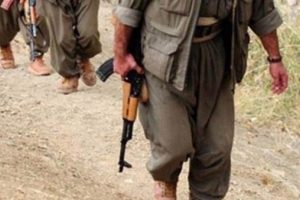 Bordo bereliler Irak'ta yakaladı! Ter&ouml;ristbaşı sorguda