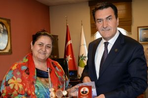 Bursa Tanpınar Yarışması Azerbaycan'a ilham kaynağı oldu