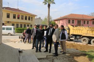 Bursa G&uuml;rsu'nun tarihi meydanına bakım