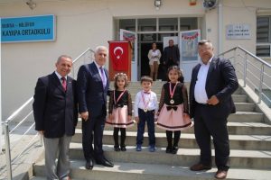 Bursa'da &ouml;ğrenciler uzayı "Nil&uuml;fer Gezegeni" ile tanıyor