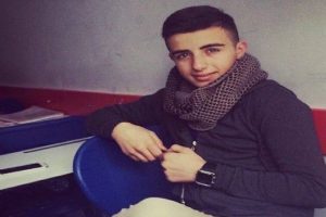 17 yaşındaki gen&ccedil; başından vuruldu