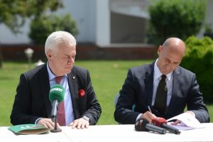 Bursaspor'dan teknik direkt&ouml;r a&ccedil;ıklaması