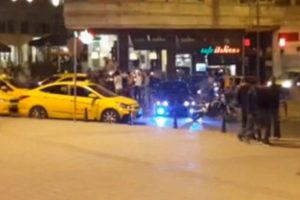 Asker uğurlama konvoyundaki magandalar trafiği fel&ccedil; etti