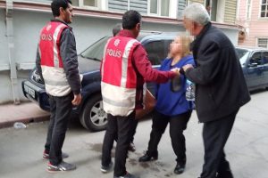 Aldatıldığını iddia eden kadın isyan etti