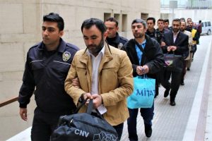 Bursa'da toplantı yaparken yakalanan FET&Ouml;'c&uuml;ler tutuklandı