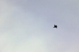 Kep&ccedil;eler mevzi kazdı, F-16'lar sınırı denetledi