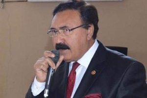CHP ve HDP eski Milletvekili Esat Canan'ın evinde arama