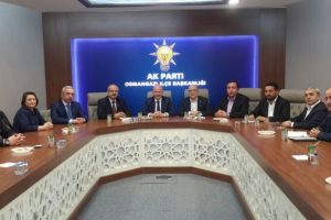 AK Parti Bursa İl Başkanı Torun'dan teşkilatlara teşekk&uuml;r ziyareti