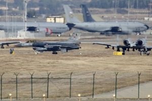 "İncirlik &Uuml;ss&uuml; Kapatılsın" kampanyası