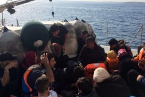 2016 yılında 174 bin 466 d&uuml;zensiz g&ouml;&ccedil;men yakalandı