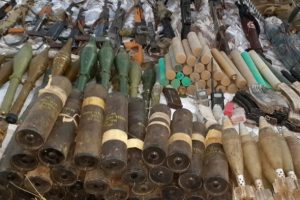 Tunceli'de ter&ouml;r &ouml;rg&uuml;t&uuml;n&uuml;n cephaneliği ele ge&ccedil;irildi