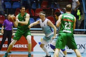 Bursaspor Durmazlar, D&ouml;rtl&uuml; Final şansını Bursa'ya bıraktı
