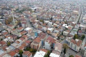 Polisten o il&ccedil;edeki apartmanlara uyarı