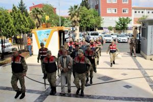 Şanlıurfa'da PKK/KCK operasyonu: 6 g&ouml;zaltı