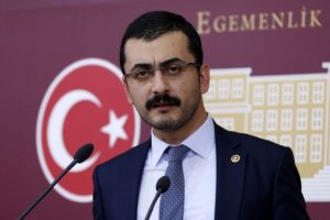 CHP'li Eren Erdem istifa mı etti?