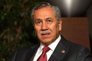 Manisa'da Arın&ccedil;'ın eski ortağı ve 6 avukat tutuklandı