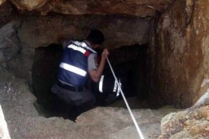 Kuyu kazarken su&ccedil;&uuml;st&uuml; yakalandılar