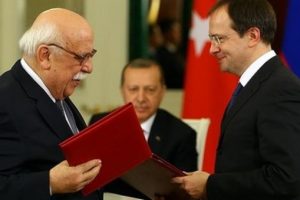 T&uuml;rk-Rus ortak dizileri geliyor