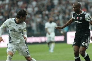 Beşiktaş'a Fenerbah&ccedil;e darbesi