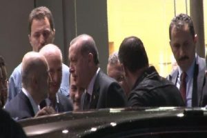 Erdoğan Talip &Ouml;zt&uuml;rk'&uuml; ziyaret etti