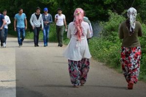 'G&ouml;n&uuml;llerinin Sultanı'nı bulmak i&ccedil;in o sokağa koştular