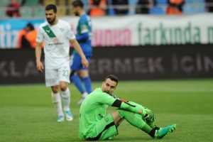 Bursaspor, Adana Demirspor ile birlikte en k&ouml;t&uuml; seriyi elde etti