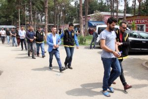 Adana'da yasa dışı bahis operasyonu: 12 g&ouml;zaltı