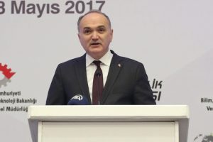 &Ouml;zl&uuml;: T&uuml;rkiye'de referandum sonrası beklentiler olumluya d&ouml;nd&uuml;